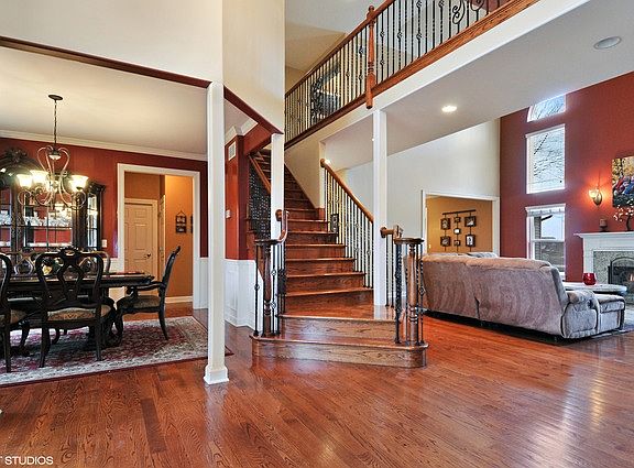 3rd image of 25806 Campbell Ln