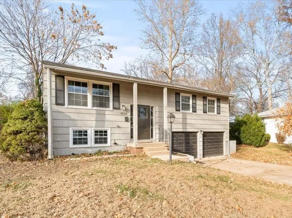 10314 W 73rd St, Shawnee, KS 66203