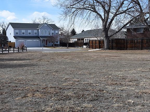 4th image of 2130 S Kenton Ct