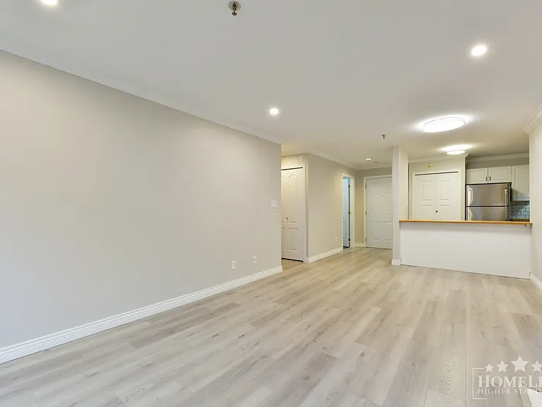 33688 King Rd #102 — Photo 9