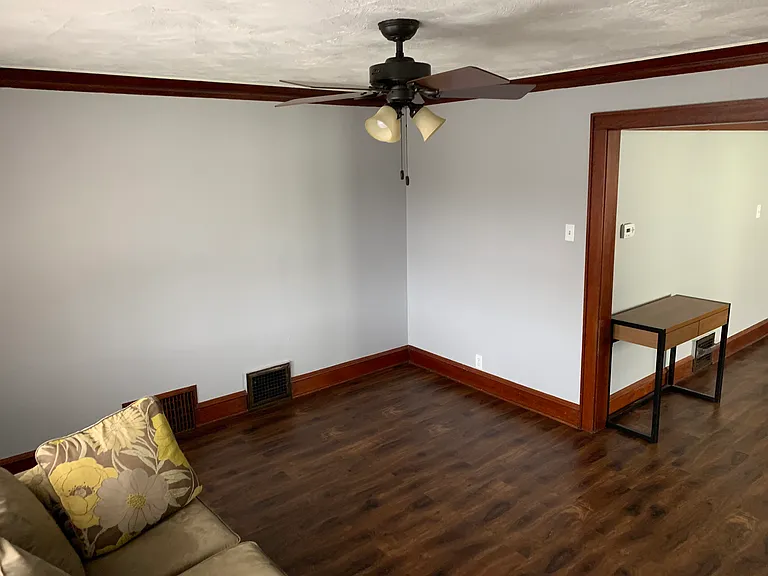 3146 S Clement Ave — Photo 9