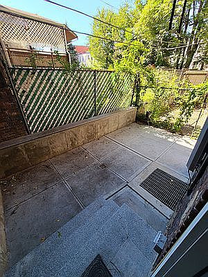 5th image of 67 Driggs Ave APT 1R