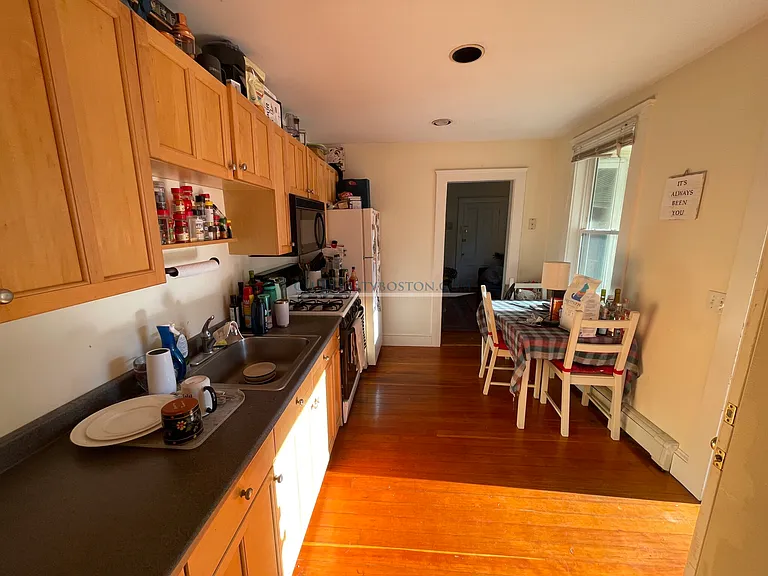 19 Winthrop St #1 — Photo 5
