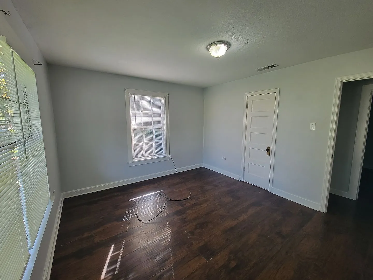 Spacious 3-Bedroom Rental Home in Waco, TX 76706 near Baylor University — Photo 3