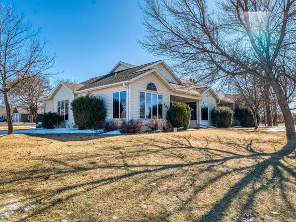 500 Irving Beach Dr SW, Bemidji, MN 56601