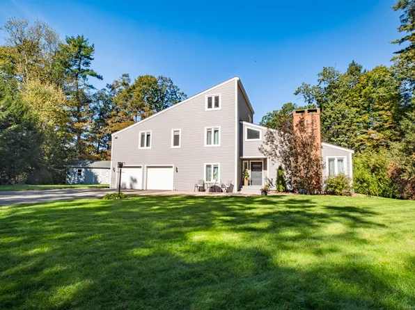 21 Highridge Drive, Granby, CT 06035