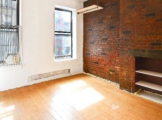308 Hooper St #3A, Brooklyn, NY 11211