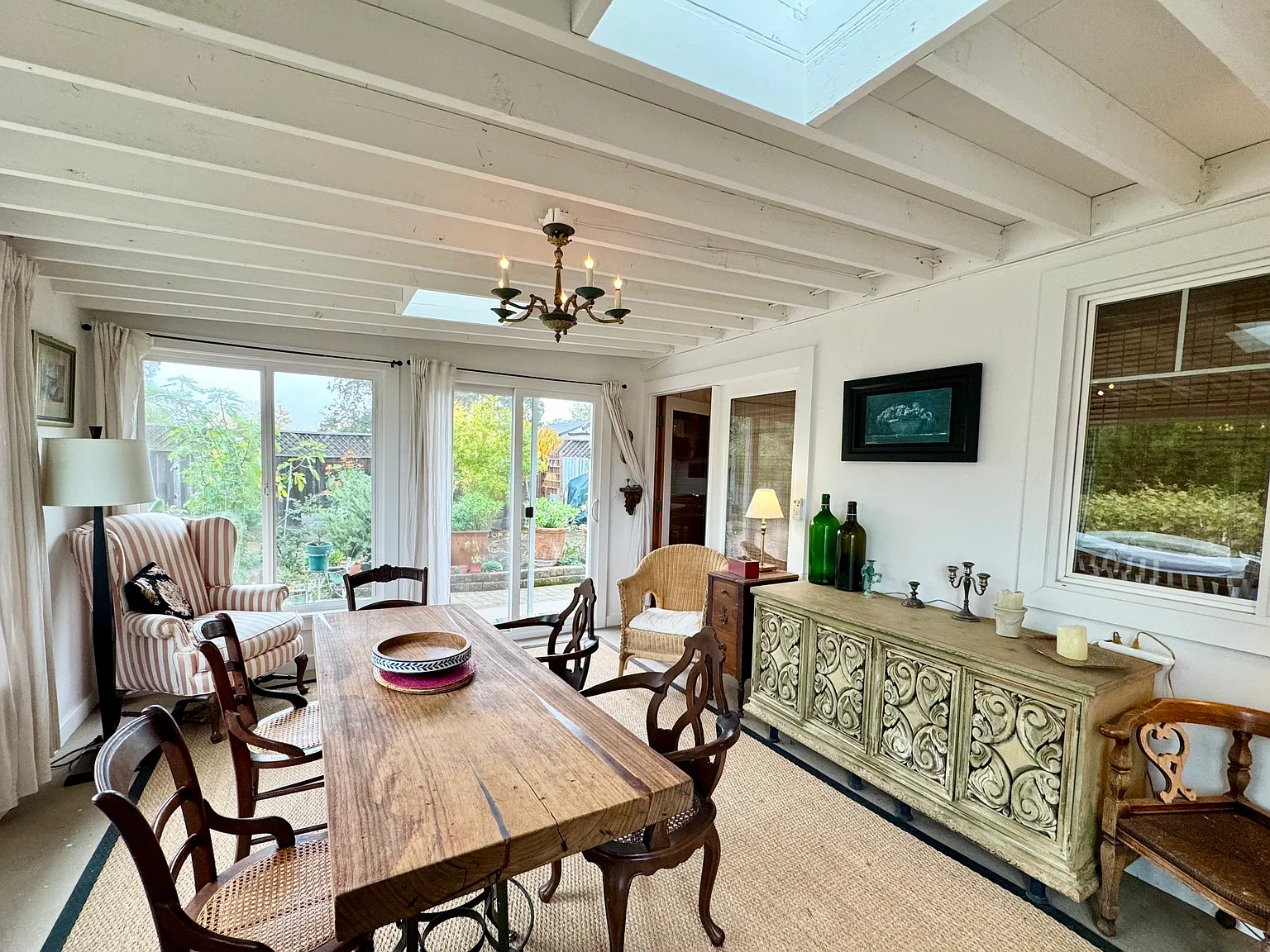 1 bed, 800 sqft, $2,800 — Photo 3