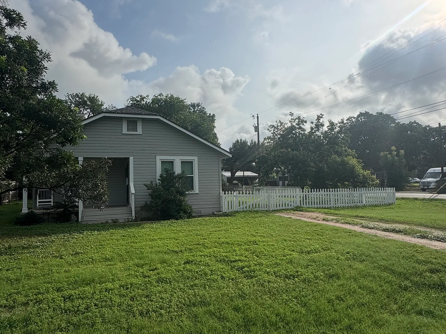 2 bed, 1142 sqft, $1,995 — Photo 2