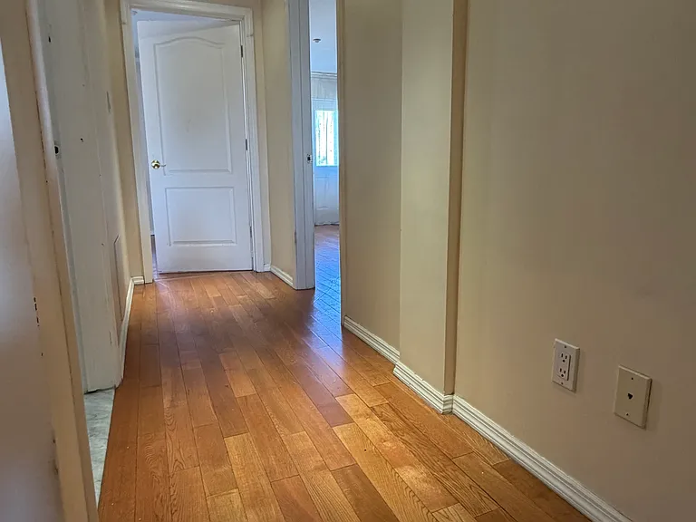 2925 Brighton 8th St #4B — Photo 2