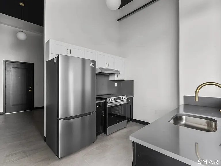 475 Myrtle St #422 — Photo 1