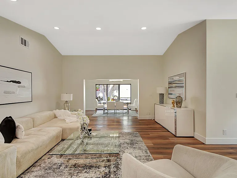 21440 Campo Allegro Dr — Photo 7