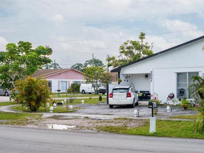 2051 E Bond Dr, West Palm Beach, FL, 33415