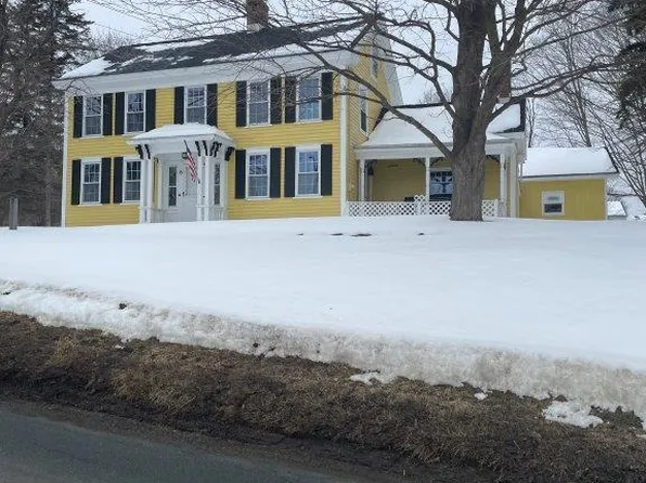 18 W Mountain Rd, Cheshire, MA 01225