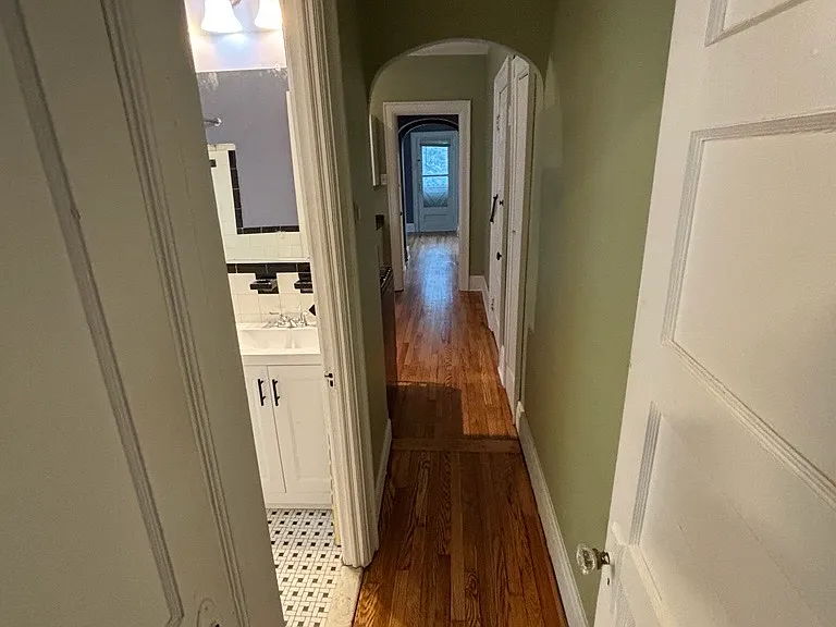 53 Ardmore Pl #4U — Photo 7