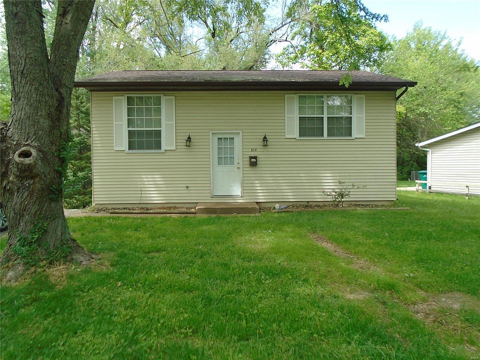 1st image of 614 W Madison Dr