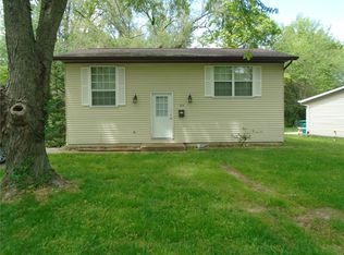 614 W Madison Dr, O'Fallon, IL 62269