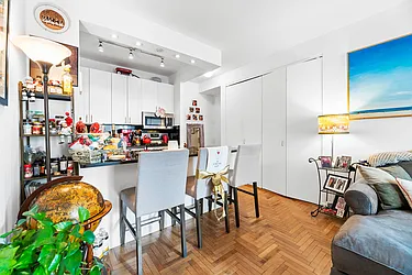 Rented by Level Group