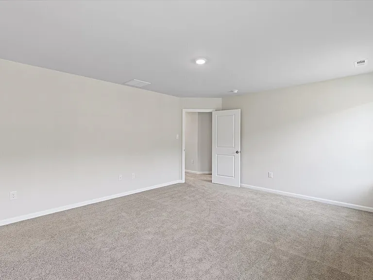 113 Malibu Dr — Photo 15
