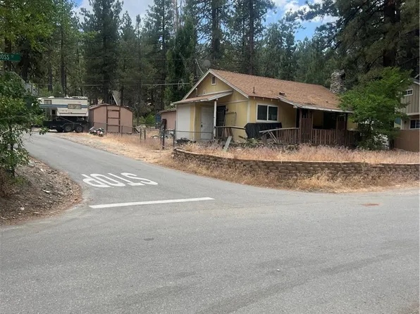 1445 Ross St, Wrightwood, CA 92397