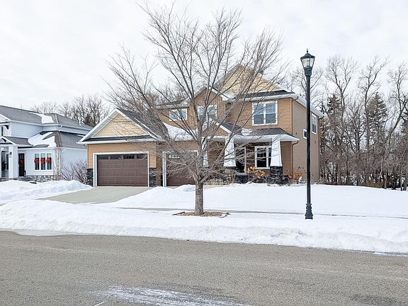 5th image of 3702 Houkom Dr E
