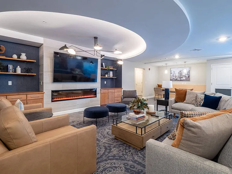 The Residences at Crosspoint — Photo 7