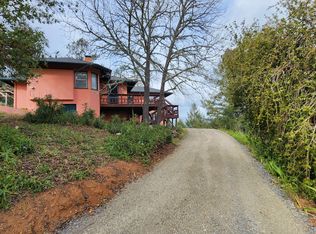 6180 Stoetz Ln, Sebastopol, CA 95472