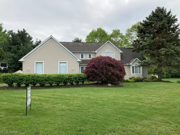 6740 Rockport Ln, Mentor, OH 44060