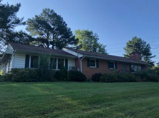 2122 Riner Rd, Christiansburg, VA 24073