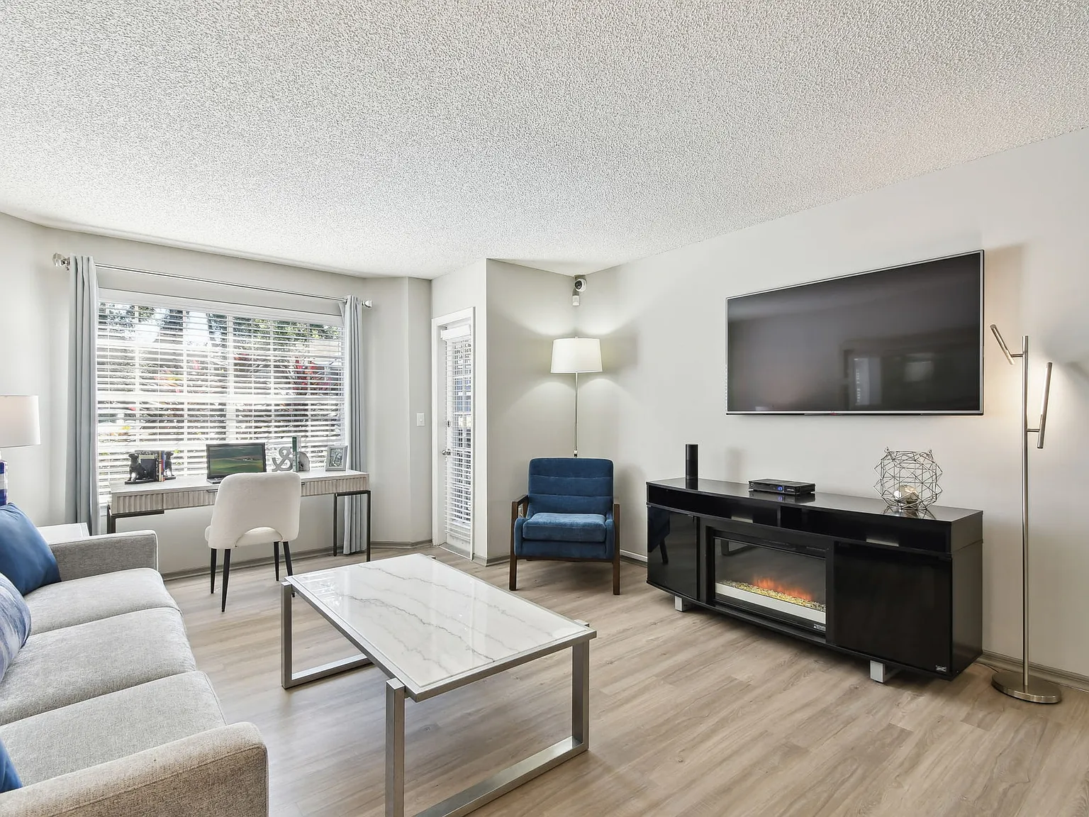 Enclave at Lake Underhill — Photo 2