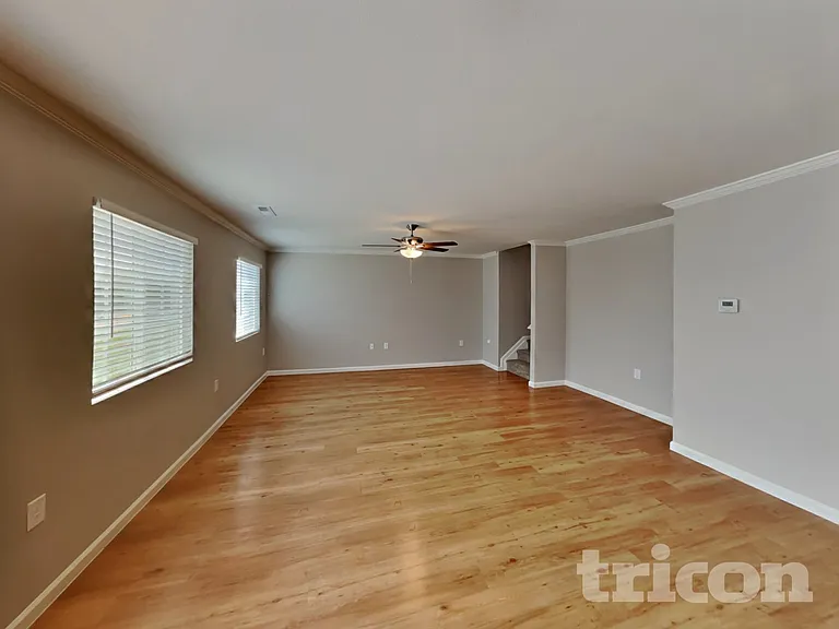 3007 Stauton Dr — Photo 2
