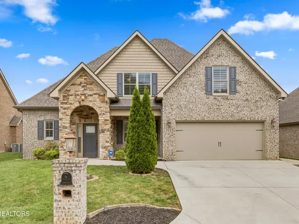 433 Chimney Rock Dr, Lenoir City, TN 37771
