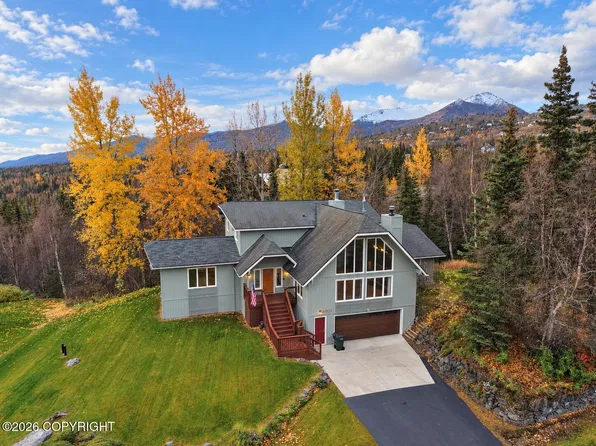 6901 Crooked Tree Dr, Anchorage, AK 99507