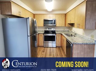 903 Bryan Ct NE, Silverton, OR 97381