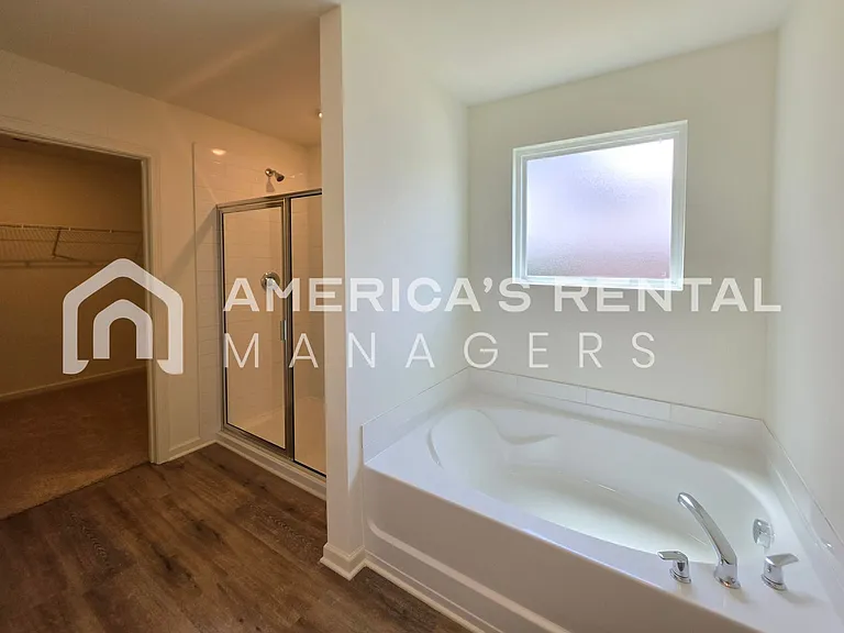 605 Acorn Ct — Photo 60
