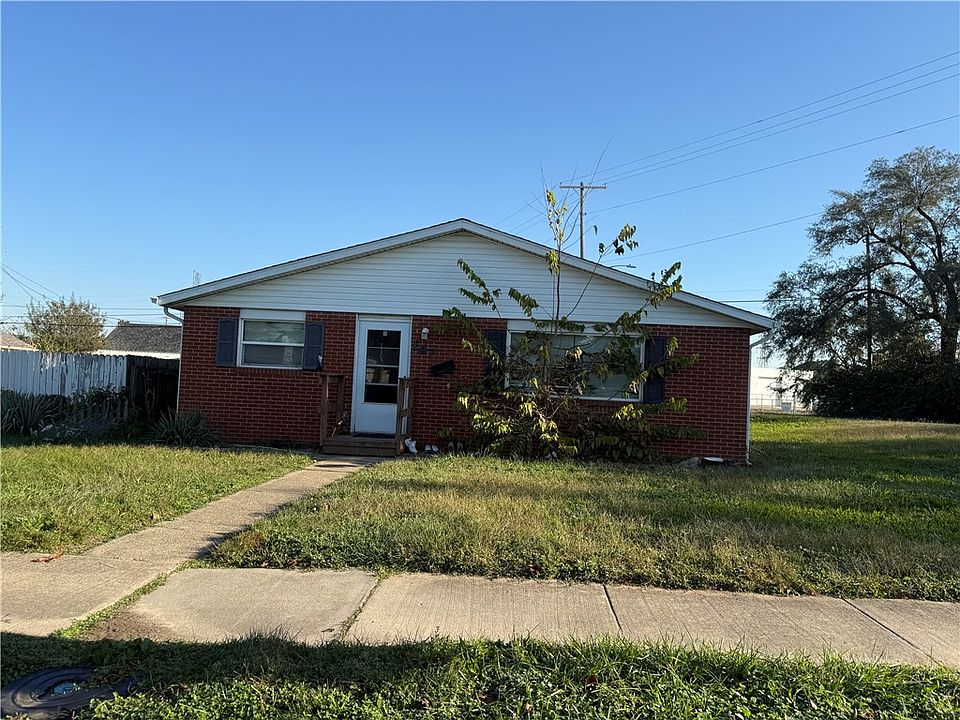 1st image of 147 Macready Ave
