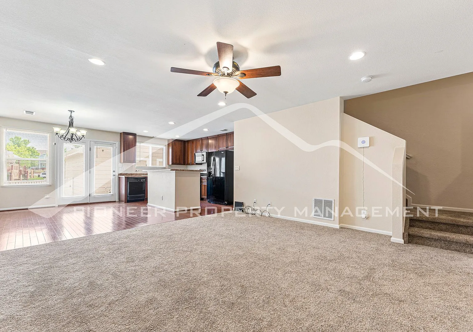 Charming Townhome with 1 Car Garage and Central A/C — Photo 4