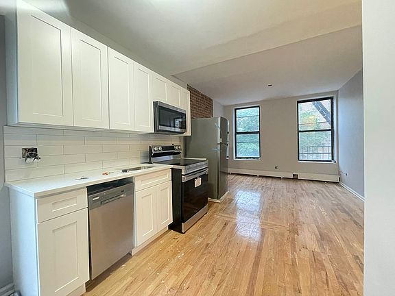 2nd image of 2847 Frederick Douglass Blvd APT 4F