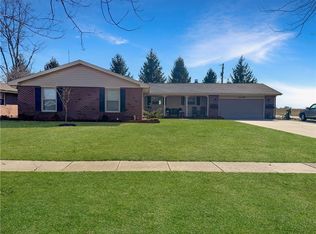 1117 Stinson Ave, Mattoon, IL 61938