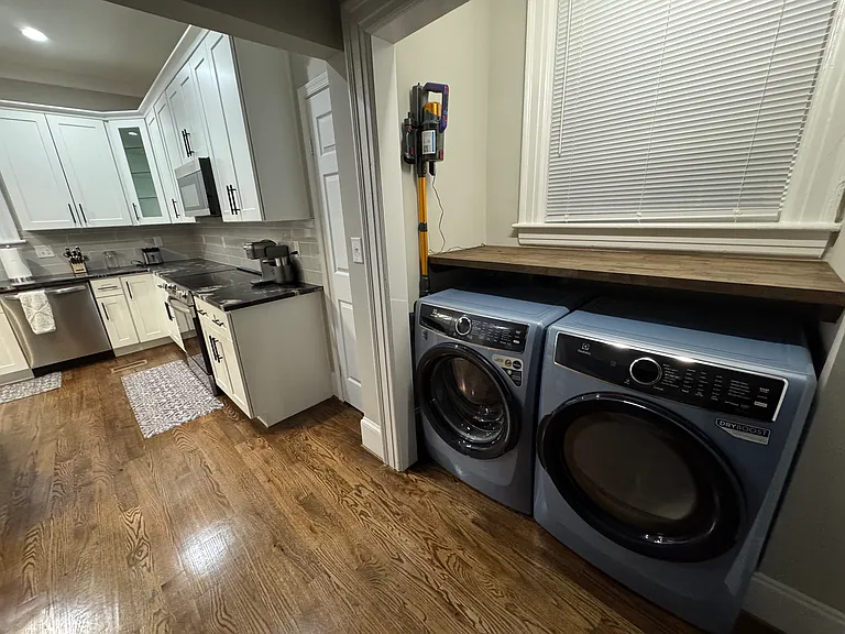 1150 W Washington St — Photo 22