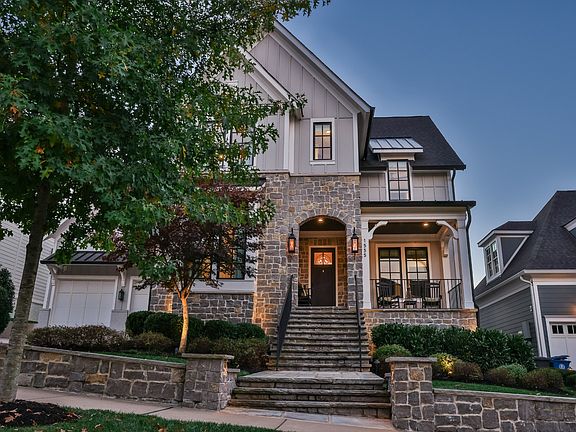 4th image of 1535 Fleetwood Dr