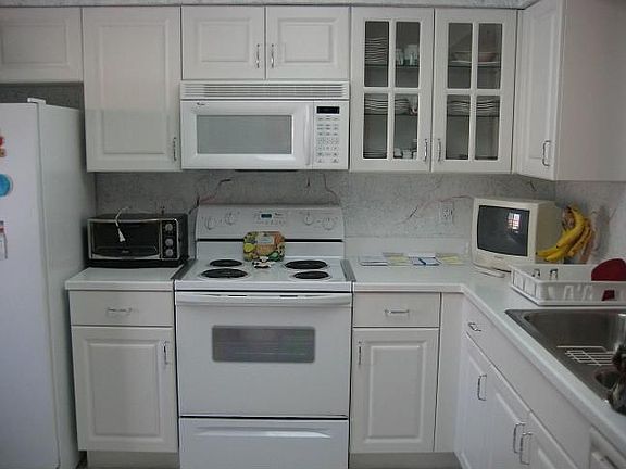 Bright Kitchen