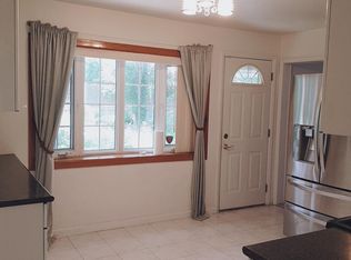25311 Brattle Ave, Little Neck, NY 11362