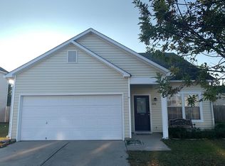 1696 Mossberg Dr, Sumter, SC 29150