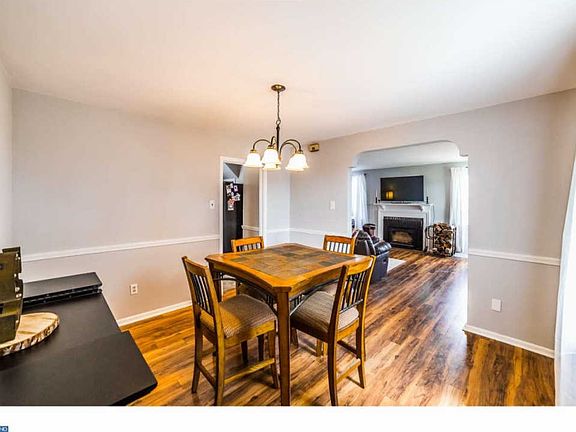 5th image of 401 Forest Hills Ave