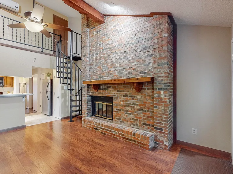 2569 Shady Ridge Dr — Photo 11