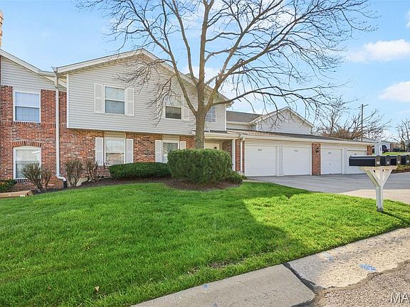 2nd image of 978 Windstream Dr #39