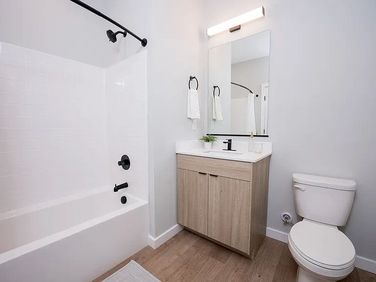 60 E Green St #506 — Photo 24