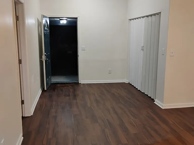5837 Christobel Ave — Photo 30
