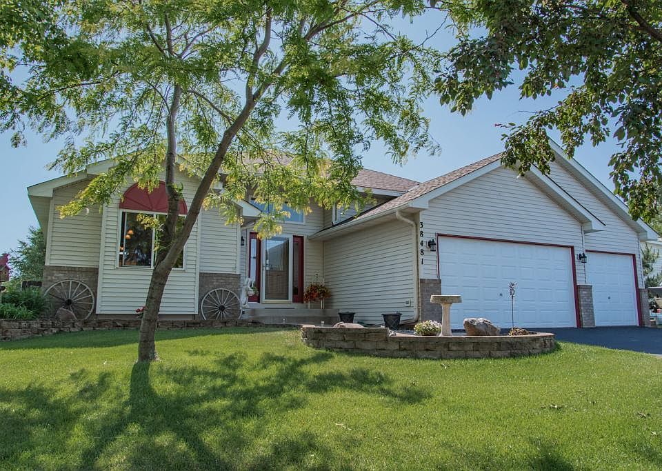 1st image of 38481 Hillshire Ave